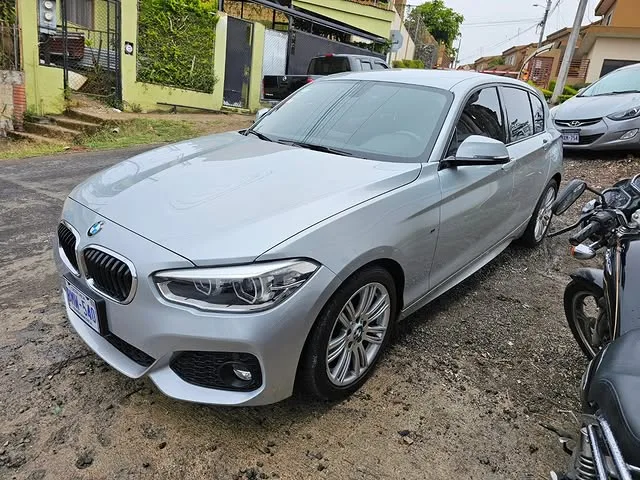 BMW entregado después del trabajo en el taller